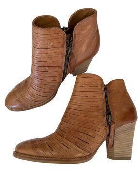 Paul Green Malibu Sliced Zip Bootie US size 6 (Euro size 3.5)